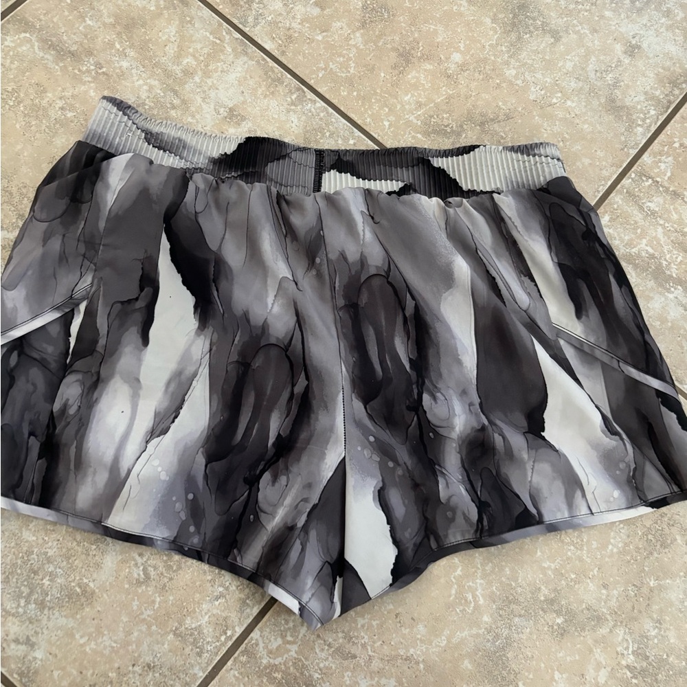 Calia 3 inch relaxed fit athletic shorts with liner size S